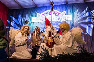 Mikulášská nadílka 5.12.2017, Advent a Vánoce v Českém Krumlově, foto: Lubor Mrázek (33/56)
