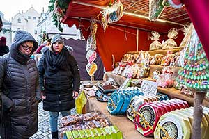 Adventní a Vánoční trh na náměstí Svornosti v Českém Krumlově, prosinec 2018, foto: Lubor Mrázek (46/60)