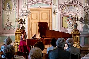 Markéta Cukrová (zpěv), Barbara Willi (kladívkový klavír), Beethoven a jeho čeští současníci, 1.7.2020, Festival komorní hudby Český Krumlov, foto: Lubor Mrázek (4/16)
