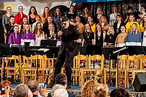 "Naše město žije uměním" - slavnostní koncert k 240. výročí ZUŠ Český Krumlov, Zámecká jízdárna 13. května 2022, foto: Lubor Mrázek (103/129)