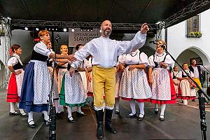 Svatováclavské slavnosti a Mezinárodní folklórní festival 2022 v Českém Krumlově, sobota 24. září 2022, foto: Lubor Mrázek (22/119)
