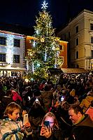 1. adventní neděle - otevření Adventu spojené s rozsvícením vánočního stromu, Český Krumlov 27.11.2022, foto: Lubor Mrázek (19/39)