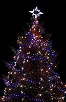1. adventní neděle - hudebně poetické otevření adventu spojené s rozsvícením vánočního stromu, 2.12.2012, foto: Lubor Mrázek (15/20)
