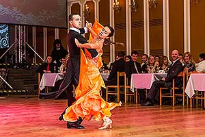 I. reprezentační ples města Český Krumlov, Zámecká jízdárna 7.2.2015, foto: Lubor Mrázek (42/164)