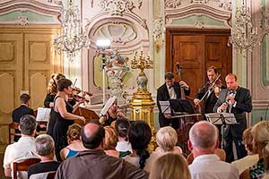 Adamus Ensemble - pocta mistru Sukovi, 3.7.2015, Festival komorní hudby Český Krumlov, foto: Lubor Mrázek (11/16)