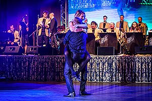 II. reprezentační ples města Český Krumlov, Zámecká jízdárna 23.1.2016, foto: Lubor Mrázek (80/128)
