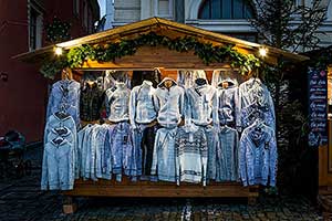 Adventní a Vánoční trh na náměstí Svornosti v Českém Krumlově, prosinec 2018, foto: Lubor Mrázek (59/60)
