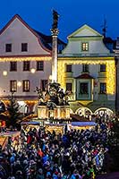 1. adventní neděle - otevření Adventu spojené s rozsvícením vánočního stromu, Český Krumlov 1.12.2019, foto: Lubor Mrázek (2/56)