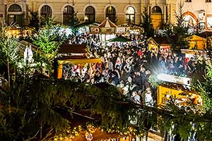 1. adventní neděle - otevření Adventu spojené s rozsvícením vánočního stromu, Český Krumlov 1.12.2019, foto: Lubor Mrázek (30/56)