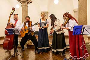Kapka - tradiční vánoční koncert českokrumlovské folkové kapely 15.12.2019, foto: Lubor Mrázek (10/16)