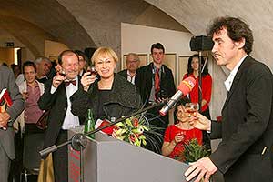 Slavnostní vernisáž letních výstav v Egon Schiele Art Centru, 30.4.2005, foto: Lubor Mrázek (3/27)