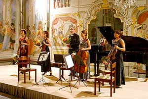 Kaprálová quartet, Maškarní sál zámku Český Krumlov, 2.7.2006, Festival komorní hudby Český Krumlov, foto: Lubor Mrázek (4/4)