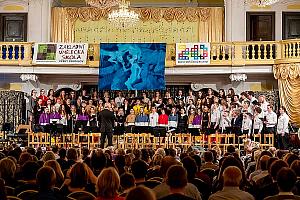 "Naše město žije uměním" - slavnostní koncert k 240. výročí ZUŠ Český Krumlov, Zámecká jízdárna 13. května 2022, foto: Lubor Mrázek (102/129)