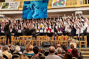 "Naše město žije uměním" - slavnostní koncert k 240. výročí ZUŠ Český Krumlov, Zámecká jízdárna 13. května 2022, foto: Lubor Mrázek (105/129)