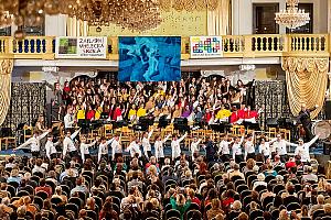 "Naše město žije uměním" - slavnostní koncert k 240. výročí ZUŠ Český Krumlov, Zámecká jízdárna 13. května 2022, foto: Lubor Mrázek (106/129)