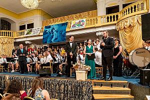 "Naše město žije uměním" - slavnostní koncert k 240. výročí ZUŠ Český Krumlov, Zámecká jízdárna 13. května 2022, foto: Lubor Mrázek (119/129)