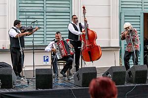 Jiří Stivín a Cindži renta, Jazz nad Vltavou, Festival komorní hudby Český Krumlov 28. 6. 2022, foto: Lubor Mrázek (17/21)