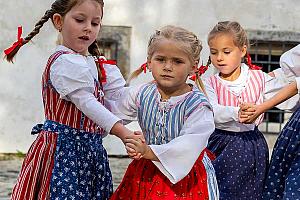 Svatováclavské slavnosti a Mezinárodní folklórní festival 2020 v Českém Krumlově, pátek 23. září 2022, foto: Lubor Mrázek (31/90)
