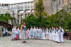 Svatováclavské slavnosti a Mezinárodní folklórní festival 2020 v Českém Krumlově, pátek 23. září 2022, foto: Lubor Mrázek (42/90)