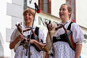 Svatováclavské slavnosti a Mezinárodní folklórní festival 2022 v Českém Krumlově, sobota 24. září 2022, foto: Lubor Mrázek (7/119)