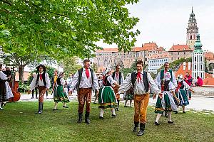 Svatováclavské slavnosti a Mezinárodní folklórní festival 2022 v Českém Krumlově, sobota 24. září 2022, foto: Lubor Mrázek (15/119)