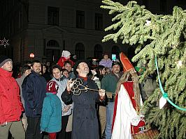 Nad Českým Krumlovem se otevřelo vánoční nebe 1. 12. 2002, foto: Lubor Mrázek (29/33)