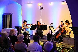 Pocta Brahmsovi - smyčcové kvarteto a violoncellistka Meehae Ryo, Festival Krumlov 30.7.2023, foto: Libor Sváček (2/14)