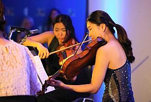 Pocta Brahmsovi - smyčcové kvarteto a violoncellistka Meehae Ryo, Festival Krumlov 30.7.2023, foto: Libor Sváček (5/14)