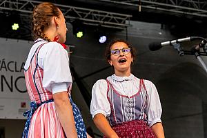 Svatováclavské slavnosti a Mezinárodní folklórní festival Český Krumlov, 29. a 30. září 2023, foto: Lubor Mrázek (135/255)