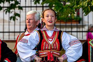 Svatováclavské slavnosti a Mezinárodní folklórní festival Český Krumlov, 29. a 30. září 2023, foto: Lubor Mrázek (156/255)