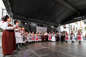 Svatováclavské slavnosti a Mezinárodní folklórní festival Český Krumlov, 29. a 30. září 2023, foto: Lubor Mrázek (200/255)