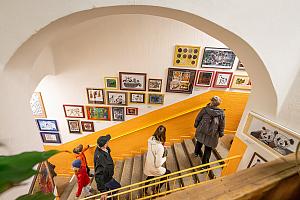 Slavnostní otevření schodišťové galerie ZUŠ Český Krumlov 16. 11. 2023, foto: Lubor Mrázek (62/110)